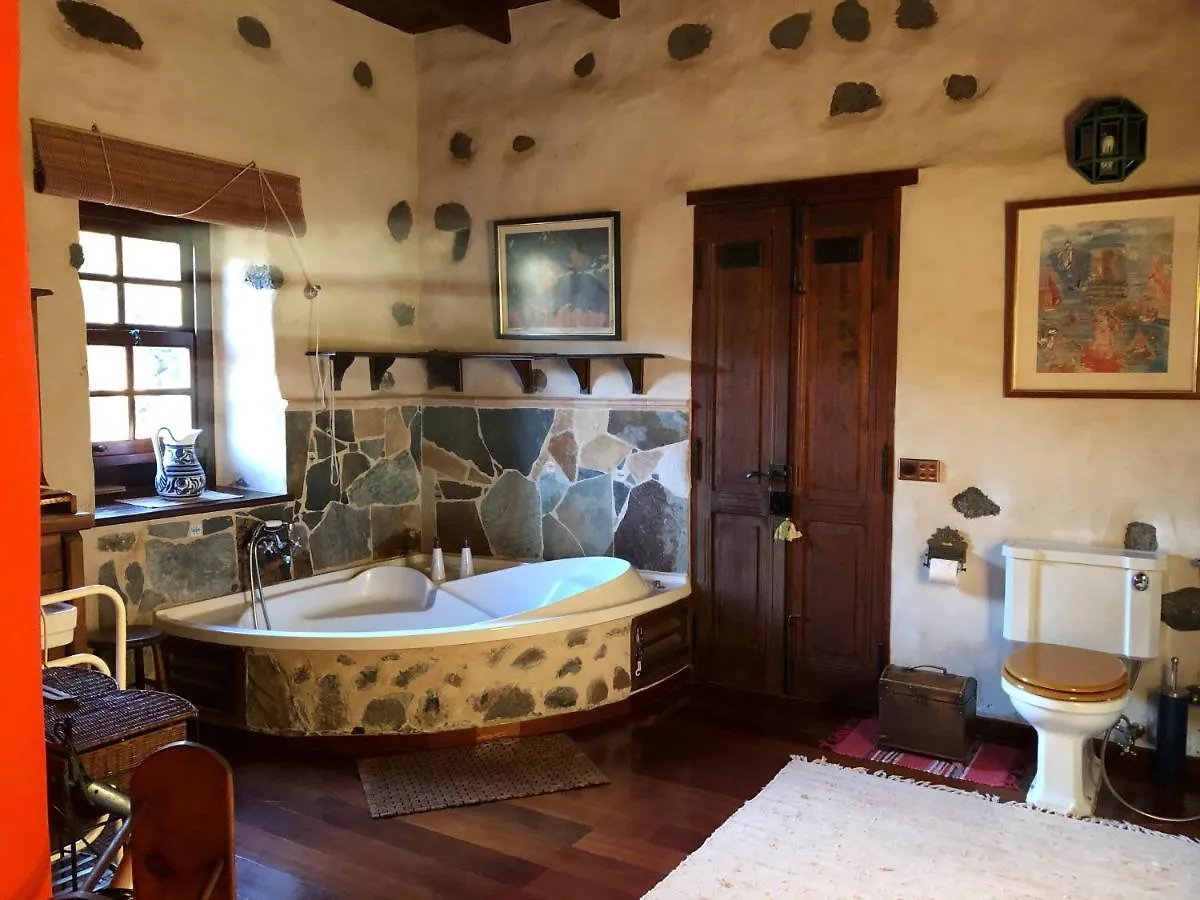 Guest house Vereda De Las Camellas Hotel Puerto del Rosario  Spain